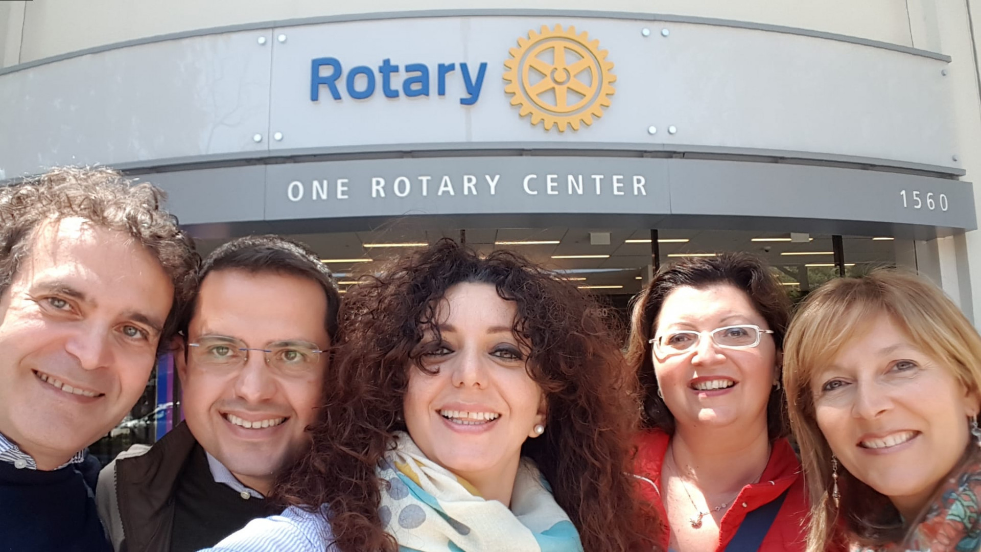 Cinque biscegliesi visitano "One Rotary Center" a Chicago e partecipano alla Convention Internazionale Rotary a Houston