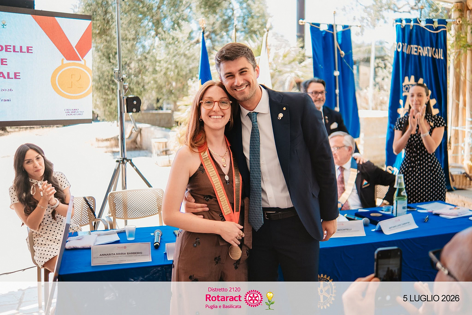 A Bisceglie il Passaggio delle Consegne distrettuale Rotaract da Giuseppe de Fini ad Adele Ricchitelli